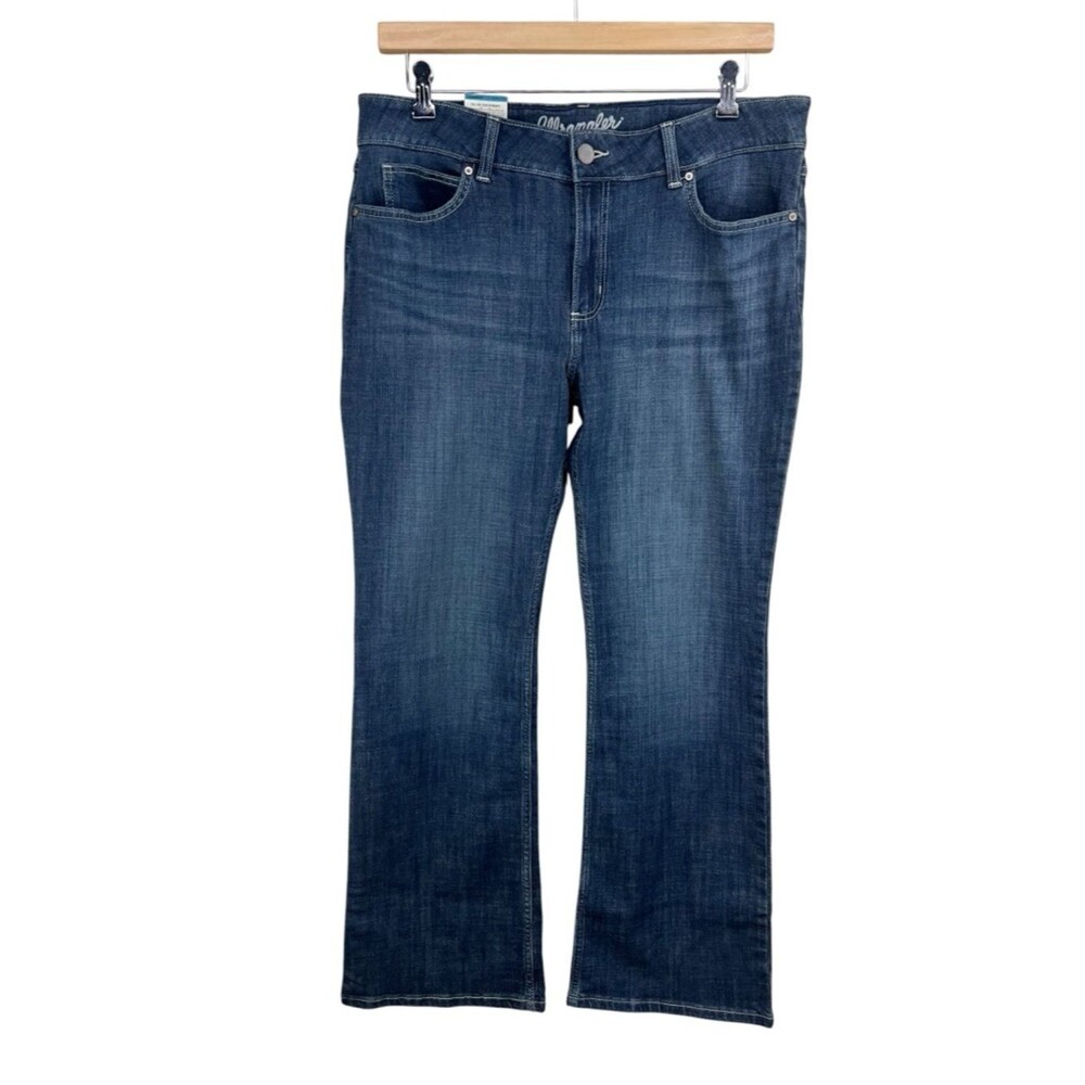 Wrangler Bootcut Jeans Womens 15 x 32 New with tags